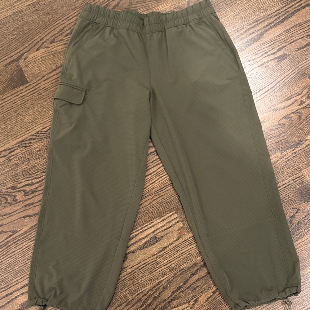 Olive Green Women’s  Athleta Pants.